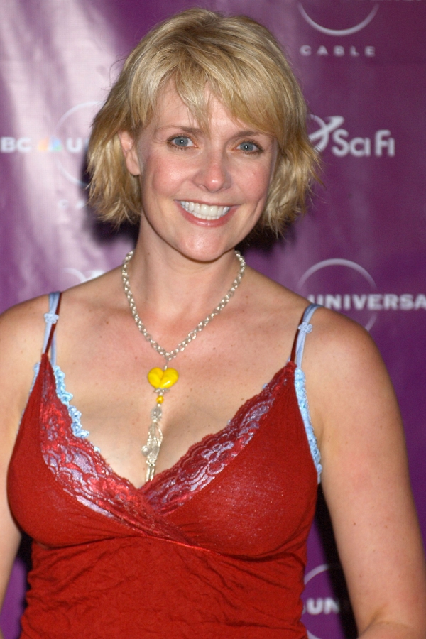 600full-amanda-tapping